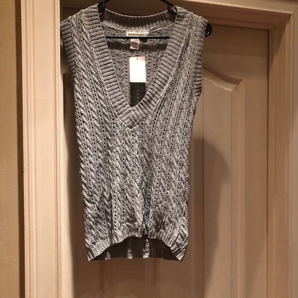 NWT sleeveless grey sweater by Sweater Project- S - Picture 2 of 4